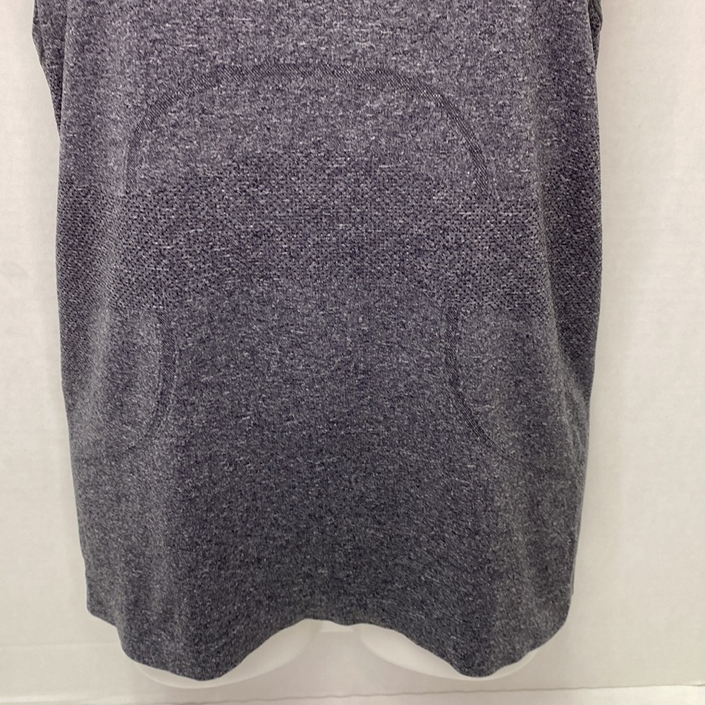 Lululemon Swiftly Tank Top Size 6 - image 3